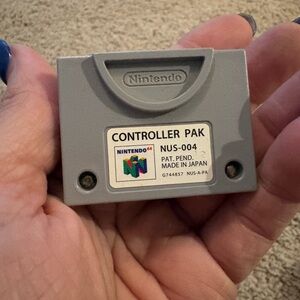 Official Nintendo 64 N64 OEM Video Game Memory Card Controller Pak